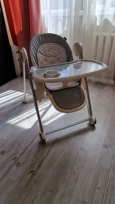 Стул для кормления