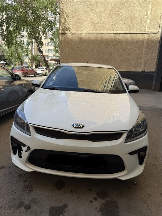 Продам KIA Rio 2020 г