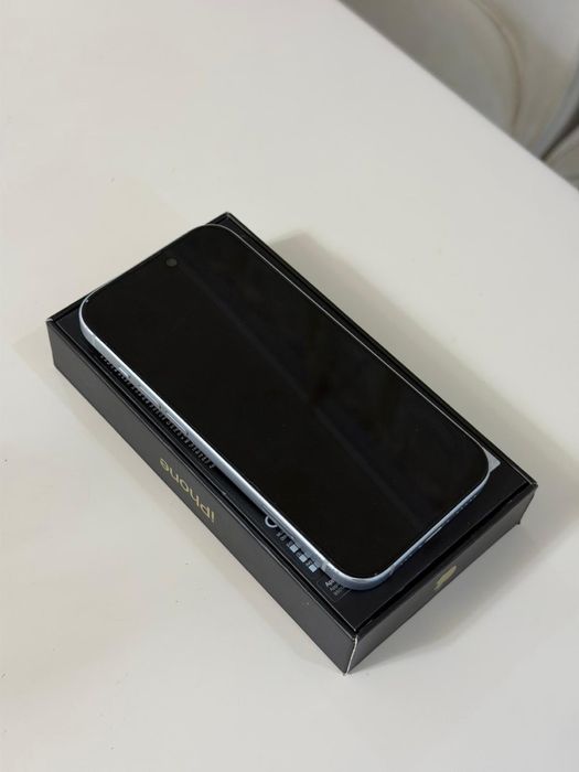 Iphone 15 256gb 88% battery