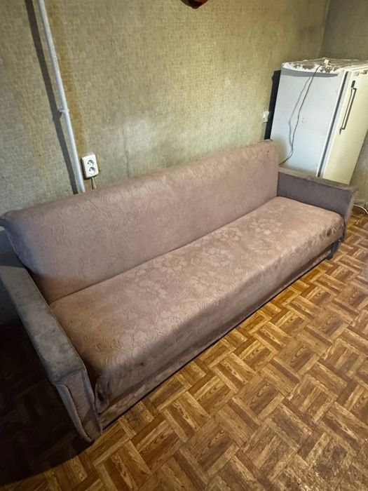 Продается диван б/у