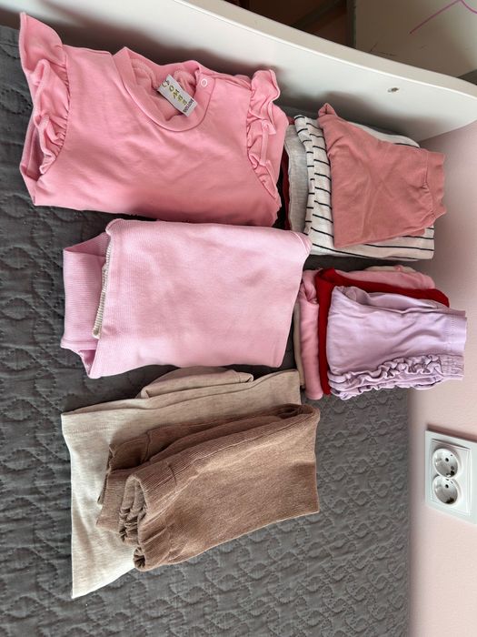 Бебешки лотове на символични цени размери 68-80 нови и използвани