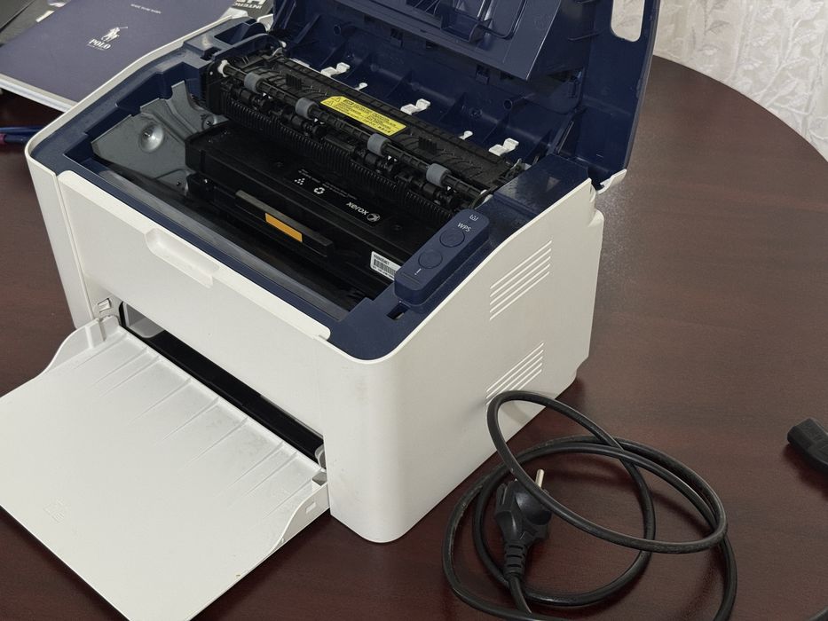 Продам лазерный чёрно-белый принтер Xerox Phaser 3020.