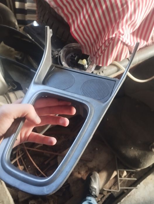 Части за нисан алмера н16 1.8 бензин 2 врати