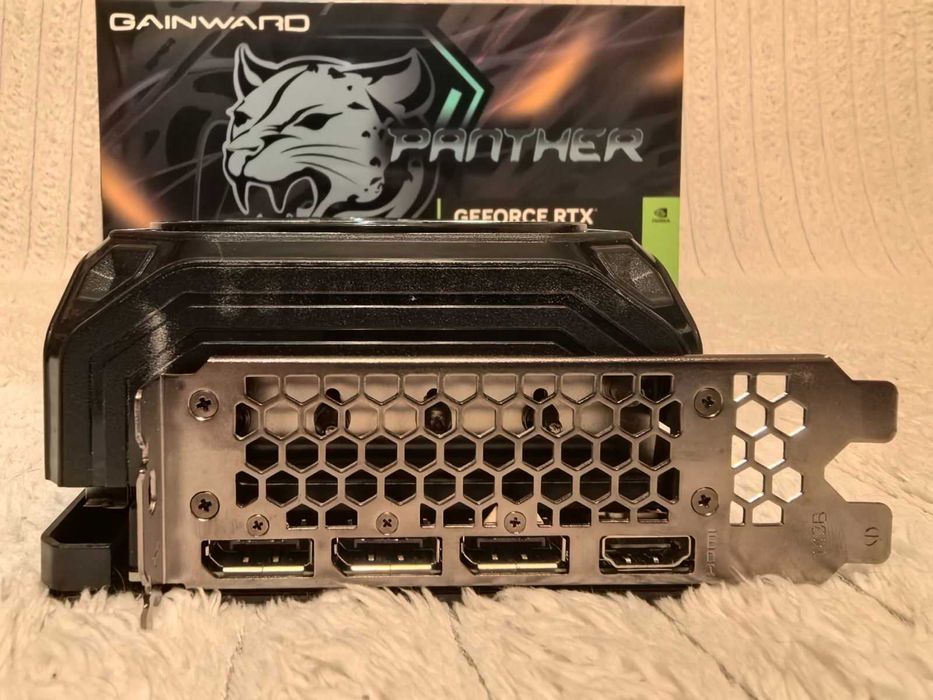Видео карта Gainward GeForce RTX 4070 Ti