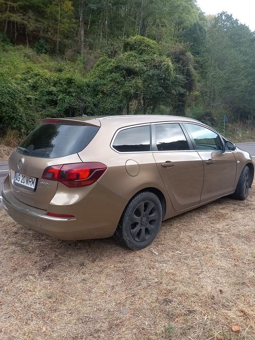 OPEL Astra 2014 — imagine 4