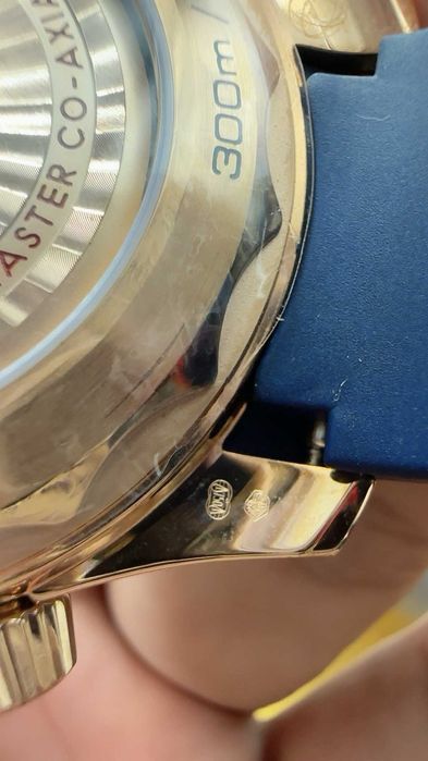 Omega seamaster diver 300m златно/синьо