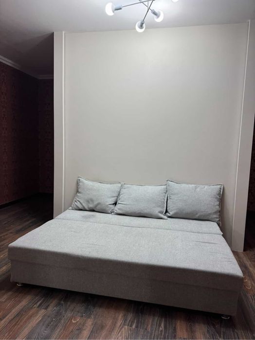 Продам новый диван