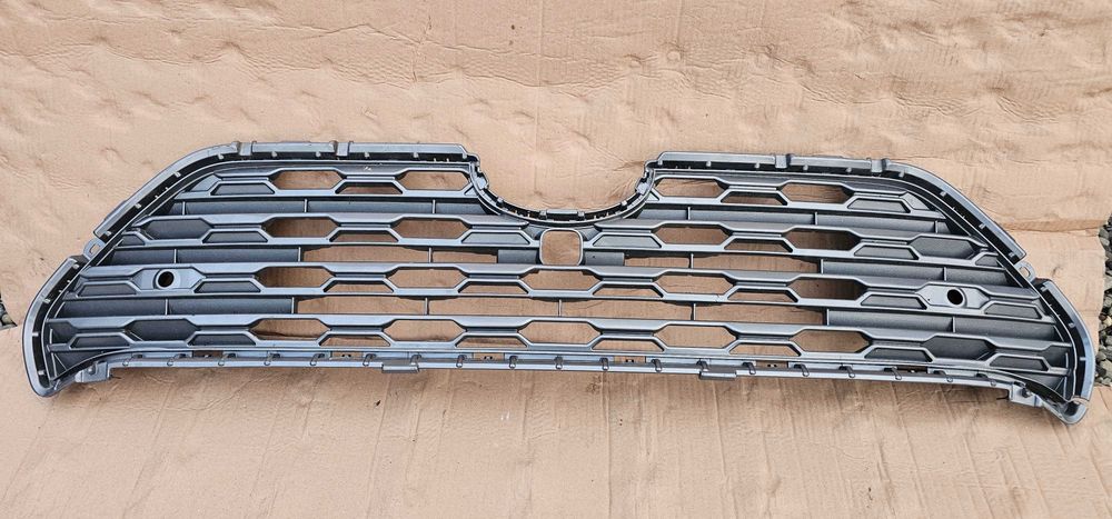 Grila radiator / grila centrala bara fata Toyota Rav 4 2019 - 2022