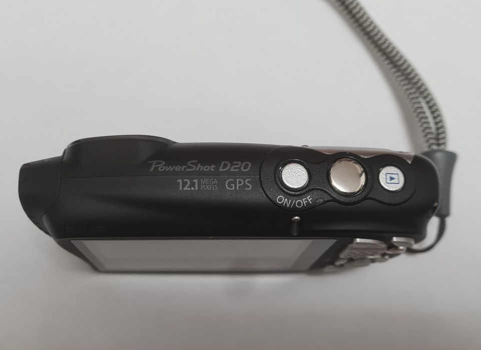Canon PowerShot D20 camera foto digitala
