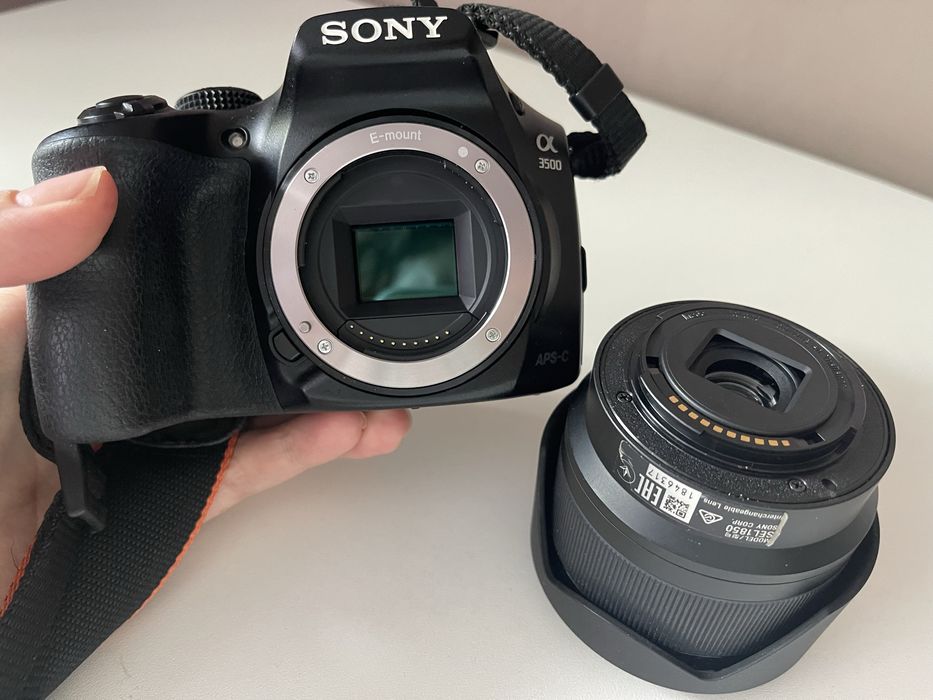 Фотоаппарат Sony A3500