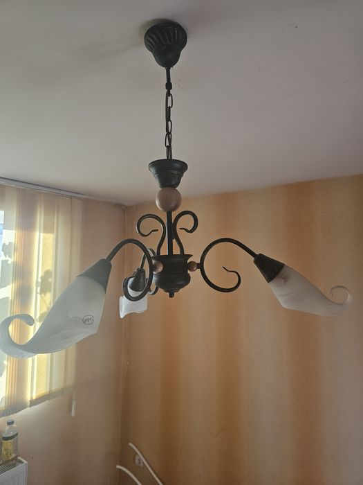 Продавам използвана лампа