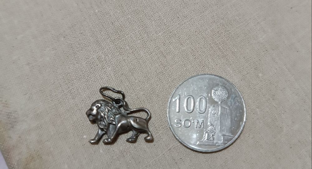 Кулон Лев маленький серебряный винтаж