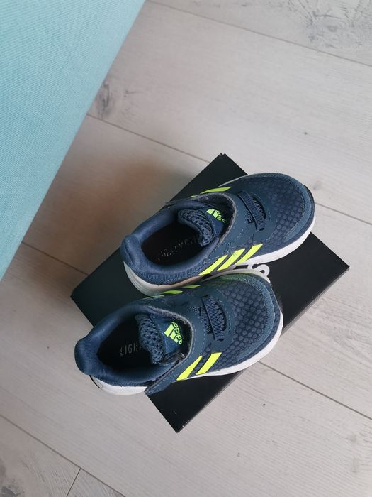 Спортни обувки за момче Adidas