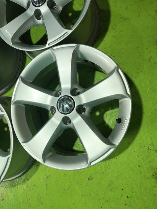 16 5x112 Vw Tiguan Passar Touran Caddy Skoda 5х112