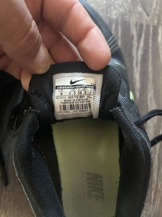 Маратонки и чехли