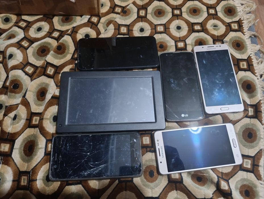 Планшет и смарфоны