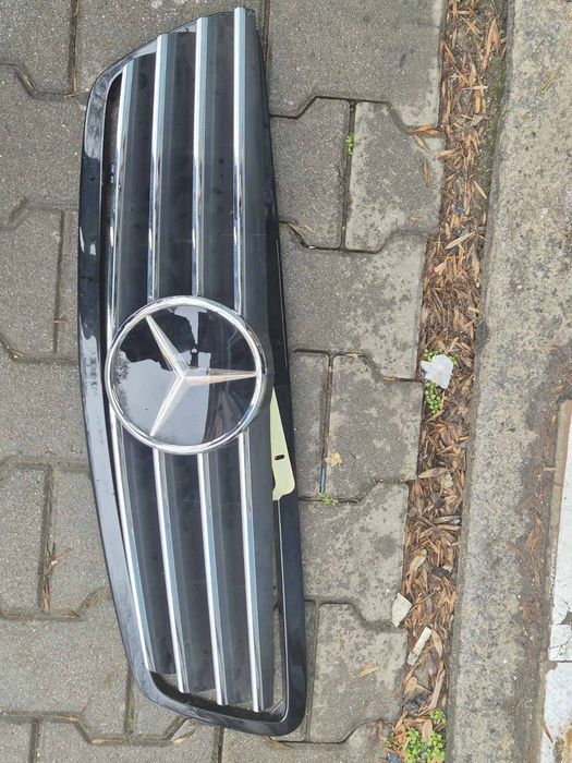 Решетка за мерцедес clk w209