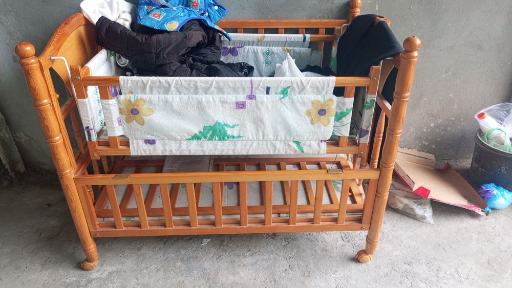 Детскый кроват для детей б/у