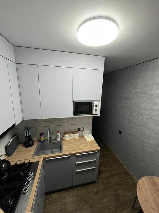 продам 1 комнатную 5 мкр