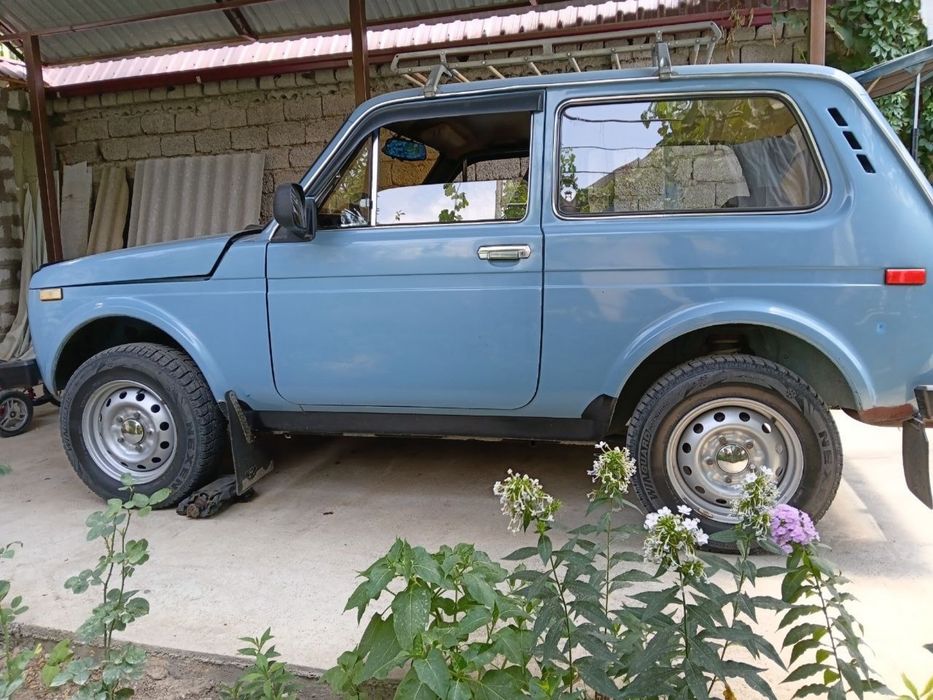 продам NIVA 2121