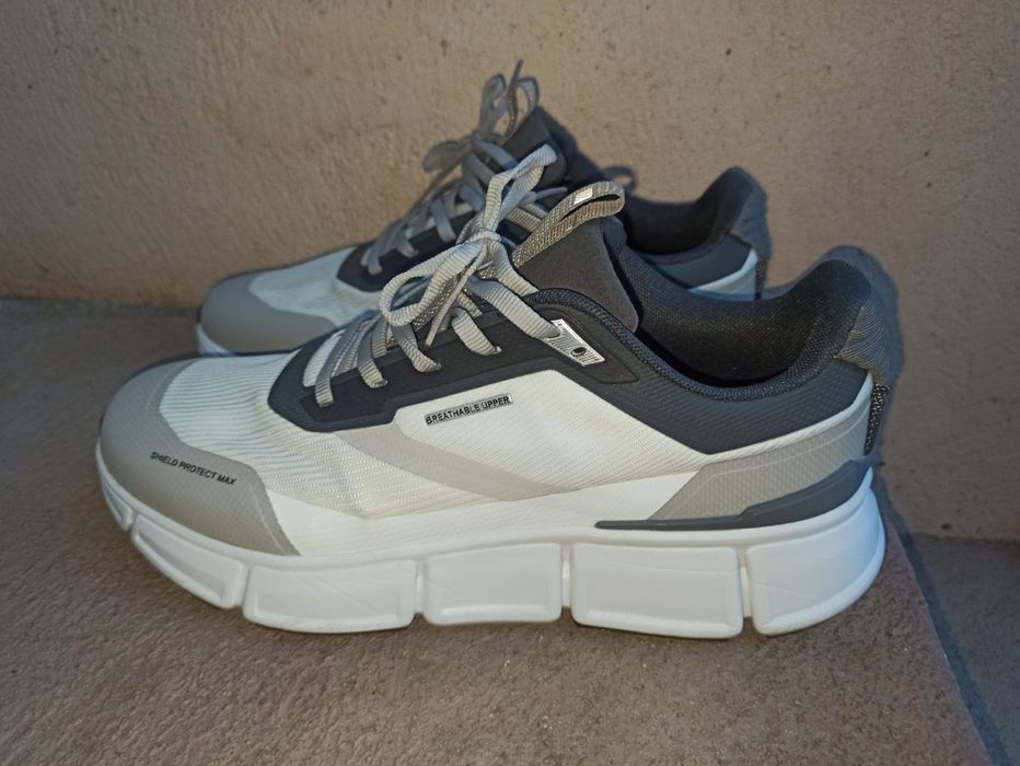 обувки ZARA EUR42 маратонки