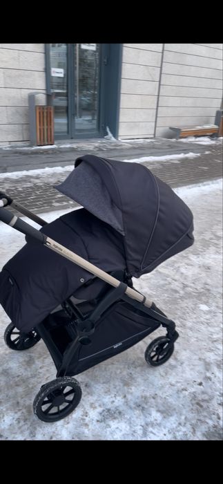 Продам детскую коляску от италянского брэнда Inglesina