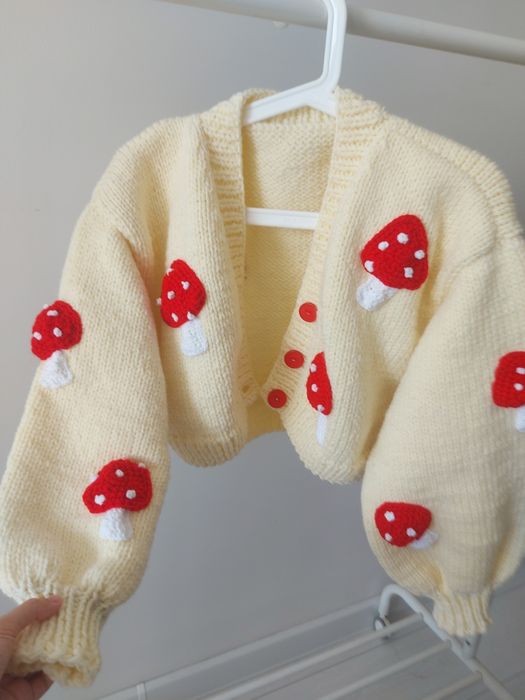 Кардиган вязаный