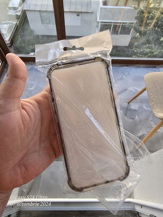 Huse Iphone 16 Pro 30lei/bucata