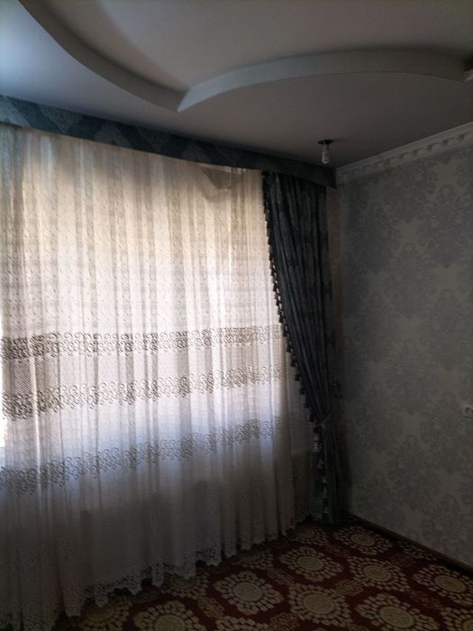 Аренда метро тинчлик 2.хонали оилага берилади расмдаги уй