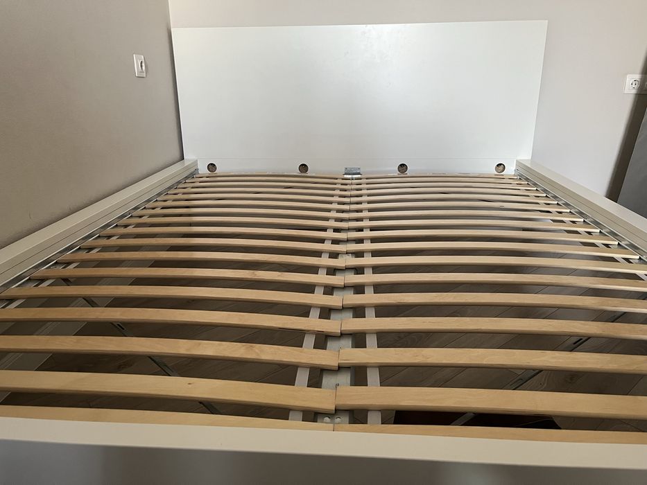Кровать Ikea 160x200 без матраса