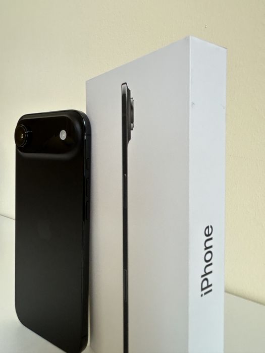 Продам Iphone 17 air