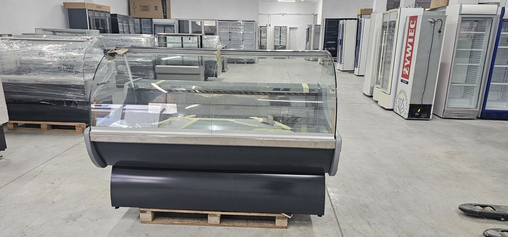 Хладилна витрина 180х110