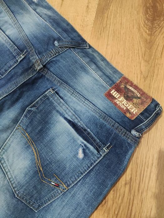 Blugi Tommy Hilfiger mărimea 34x36