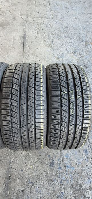 4 anvelope iarna ca si noi Toyo,255/30/20.Pretul este pe bucata.