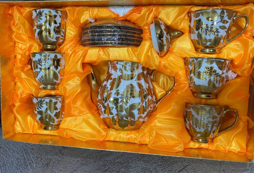 Сервиз чайный продам