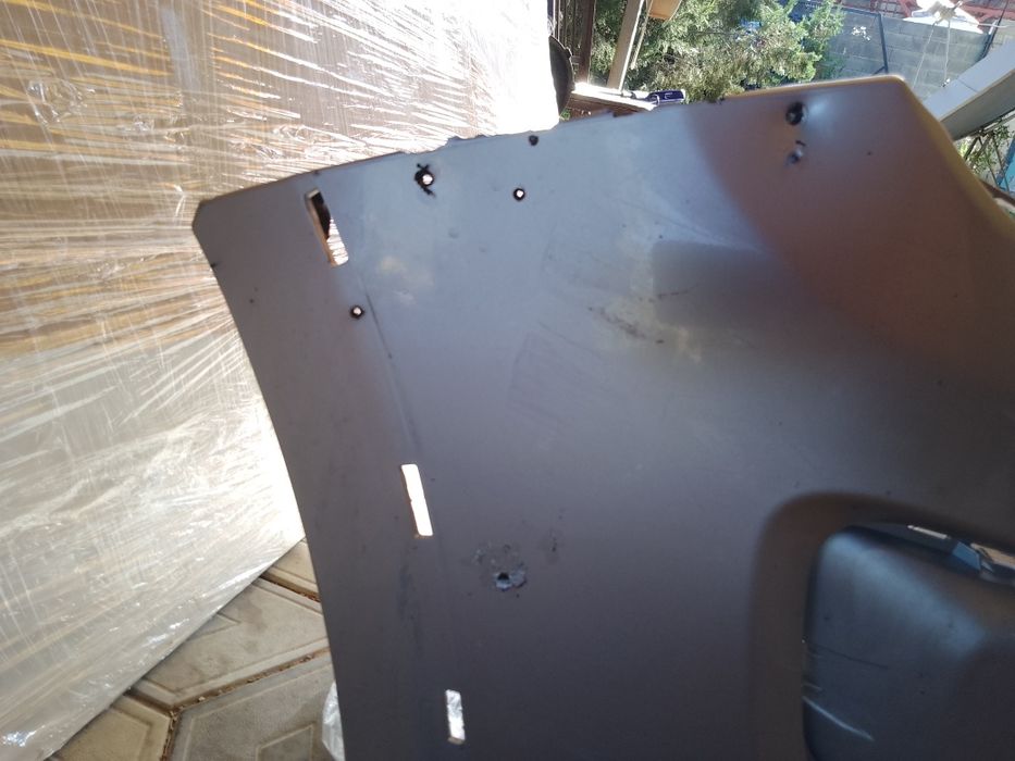 Бампер переднии..