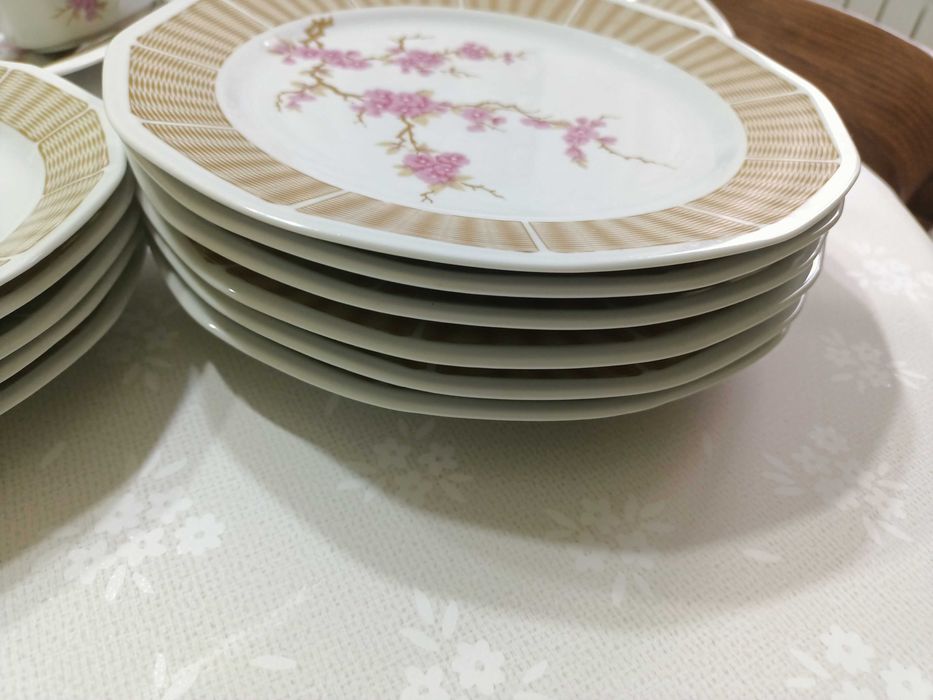 Продам столовый сервиз ГДР 35000тенге