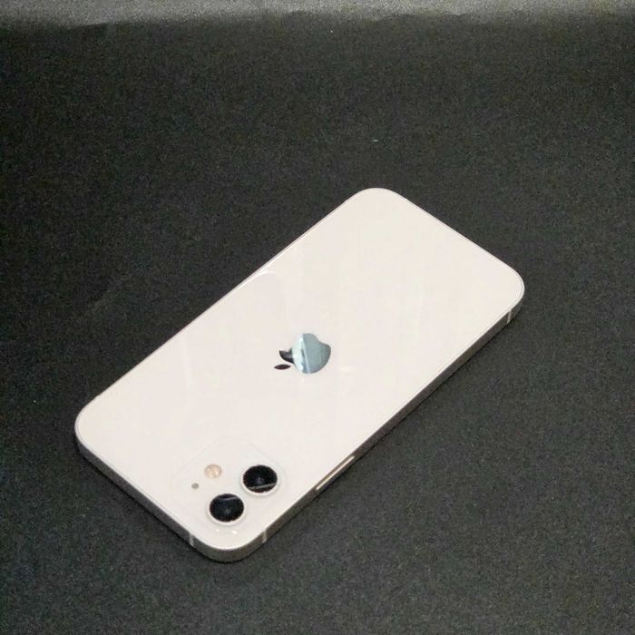 Hope Amanet P8 Iphone 12 64 Gb 75%