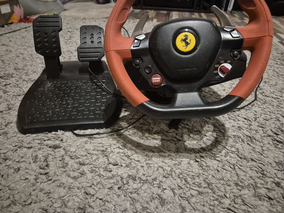 Volan Thrustmaster Ferrari Racing wheel + pedale  ptr Xbox one xboxone