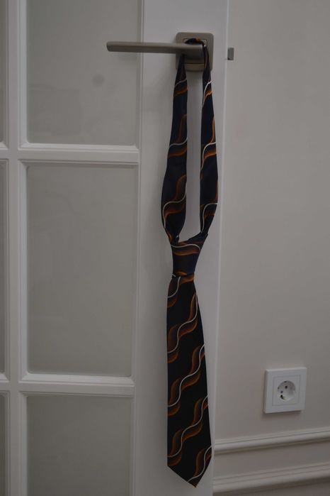 Продам мужские галстуки