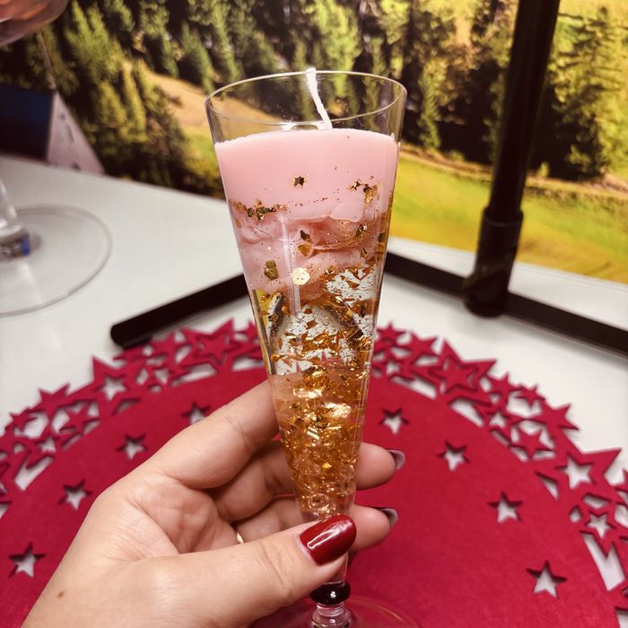 Lumanari din soia si licheni stabilizati