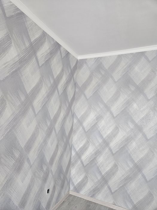 Обои, поклейка галтель