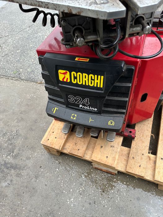 CORGHI Гумодемонтажнамашина