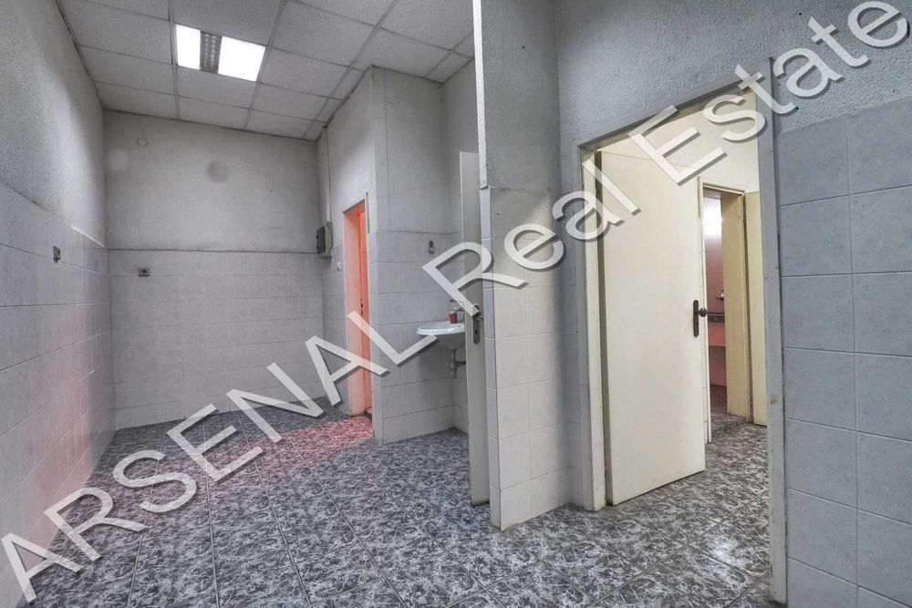 Магазин под наем, Бели Брези