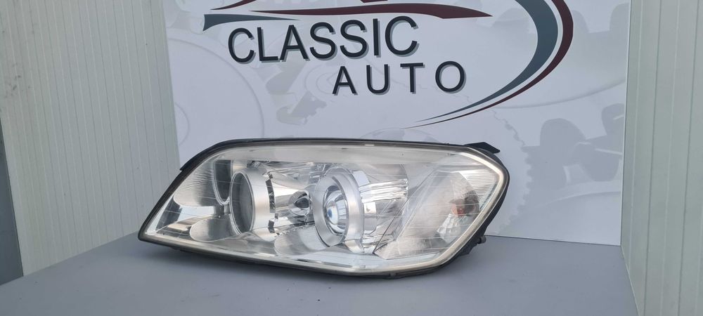 Фар Chevrolet Captiva 2008г.