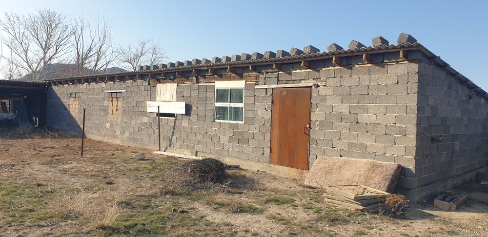 Дом с откорм базой