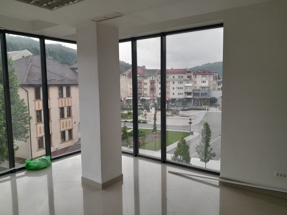 Spatiu comercial de inchiriat