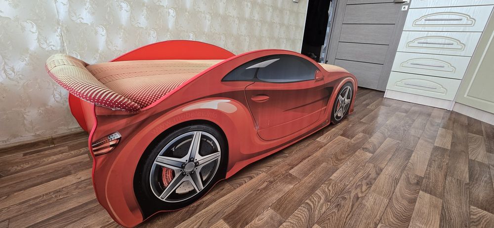 Кровать-машинка Мерседес