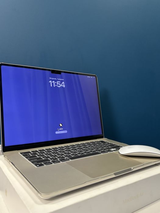 MacBook 15,3 диагональ 256/8 2023 как новый