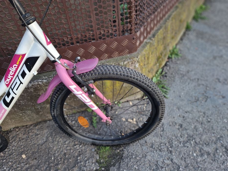 Vând bicicletă copii